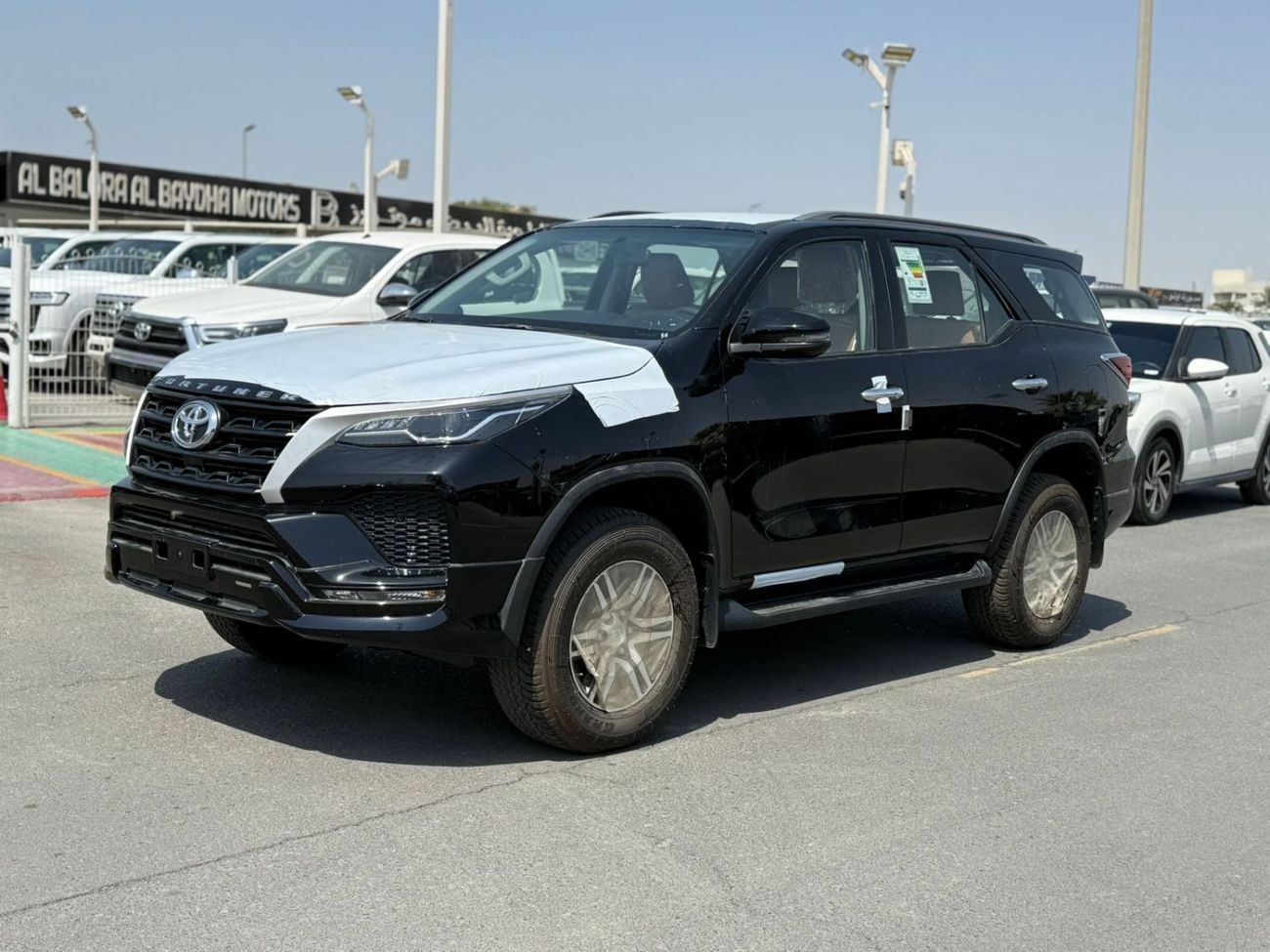 Toyota Fortuner TOYOTA FORTUNER 2.7L Petrol 4X4 Full Option 2025 Model