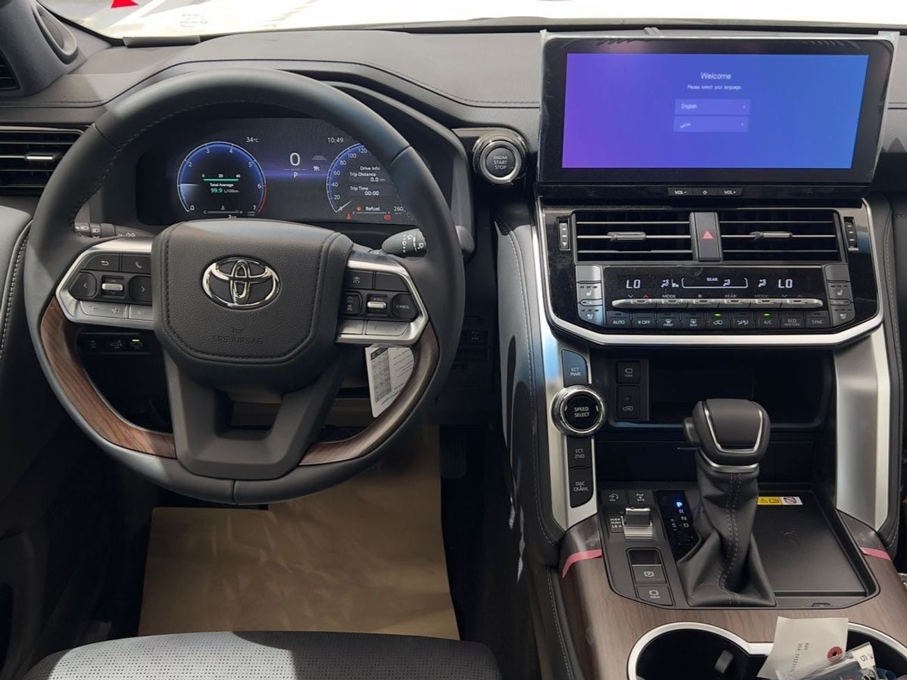 Toyota Land Cruiser TOYOTA LC300 VX 4.0L - Toyota LC300 VX 4.0L (Inside Black) EXPORT ONLY