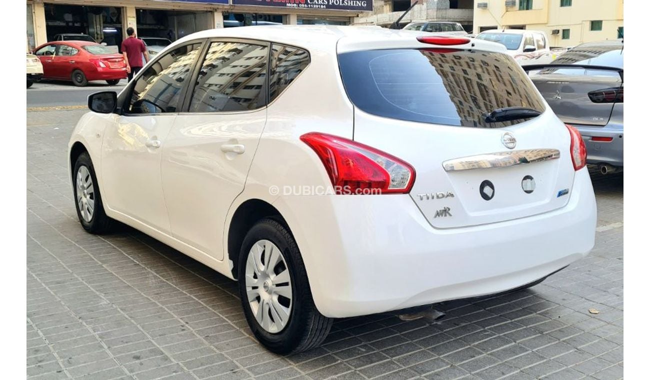 Nissan Tiida 1.6 ENGINE . NISSAN TIIDA  GCC 2016 . EXTRA CLEAN  SINGLE OWNER  . ACCIDENT FREE  . NO FAULTS