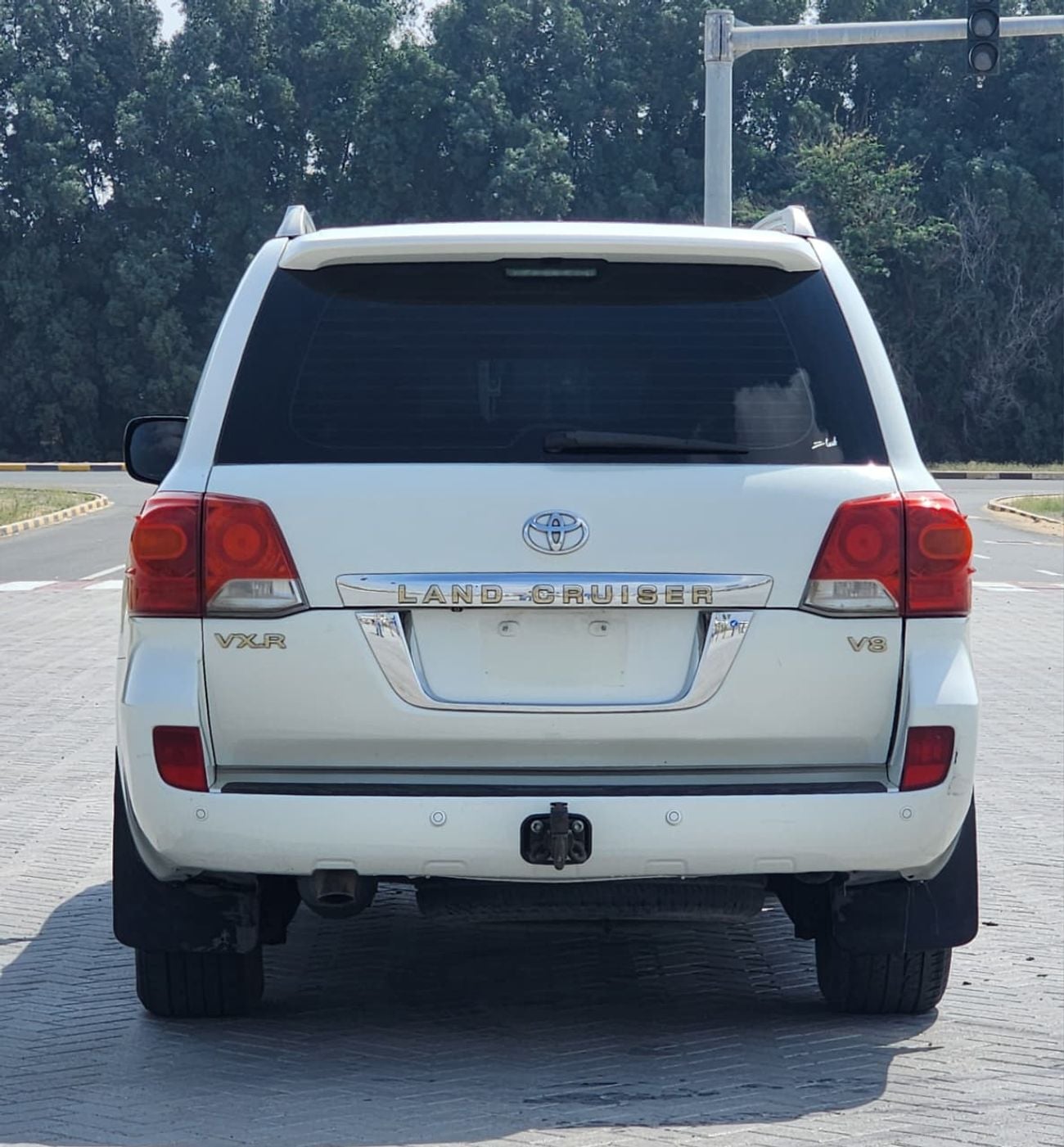 Toyota Land Cruiser VXR V8