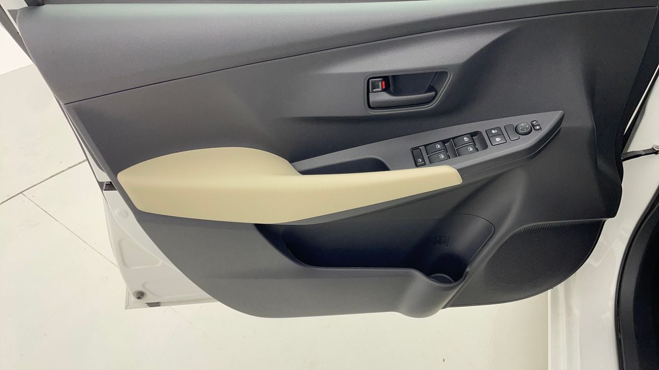 تويوتا يارس E 1.5 | بدون دفعة مقدمة | اختبار القيادة في المنزل