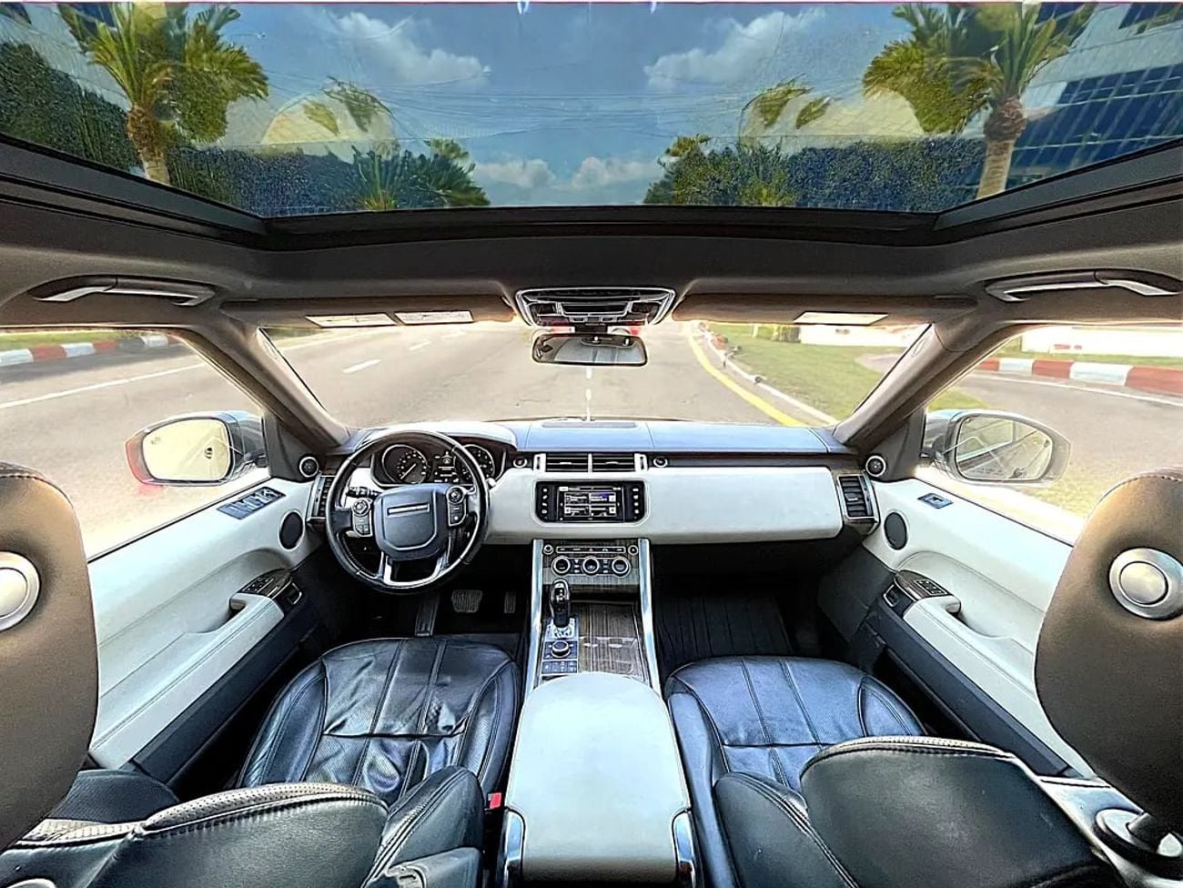 Land Rover Range Rover Sport Dynamic HSE D350 3.0L 1,838 EMI | RANGR ROVER | SPORT | HSE | WELL MAINTAINED