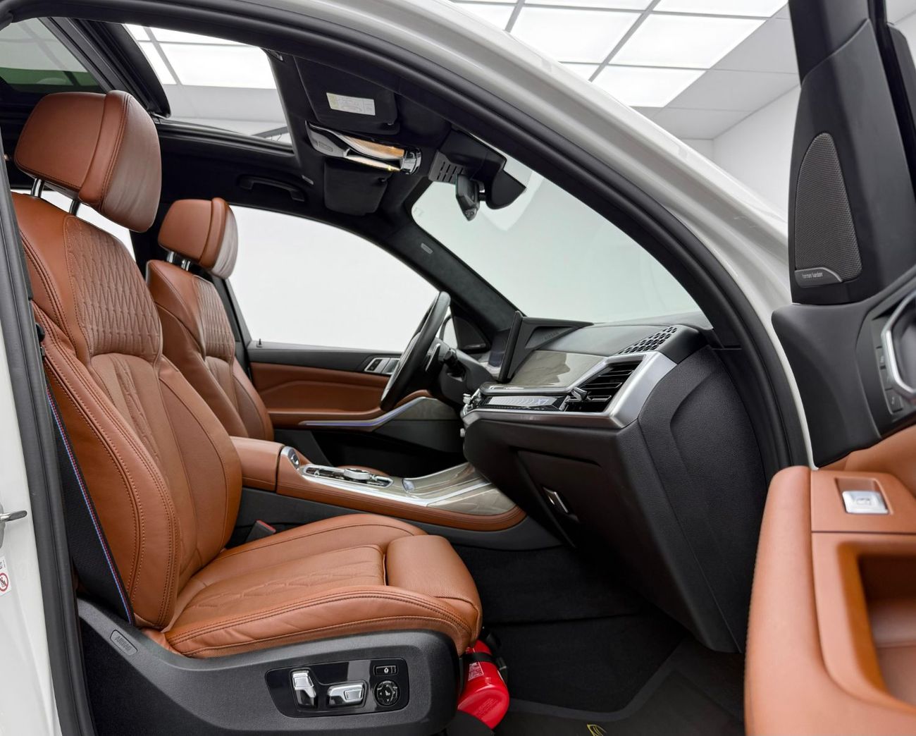 BMW X7 2023 BMW X7 xDrive40i M-Sport, 2027 BMW Warranty + Service Pack, 7 Seater, Excellent Condition, GCC