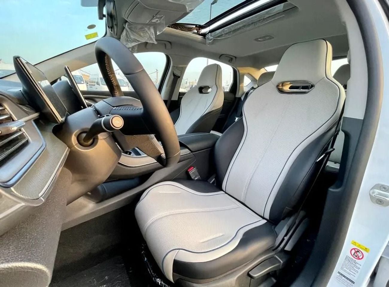 بي واي دي ديسترويار 05 STANDARD 1.5L Hybrid 4 Cylinder | LHD