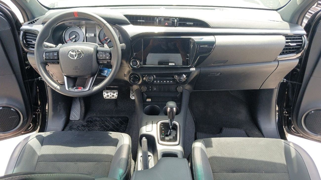 تويوتا هيلوكس GR SPORT Toyota Hilux GR 2.8L Diesel 2025YM