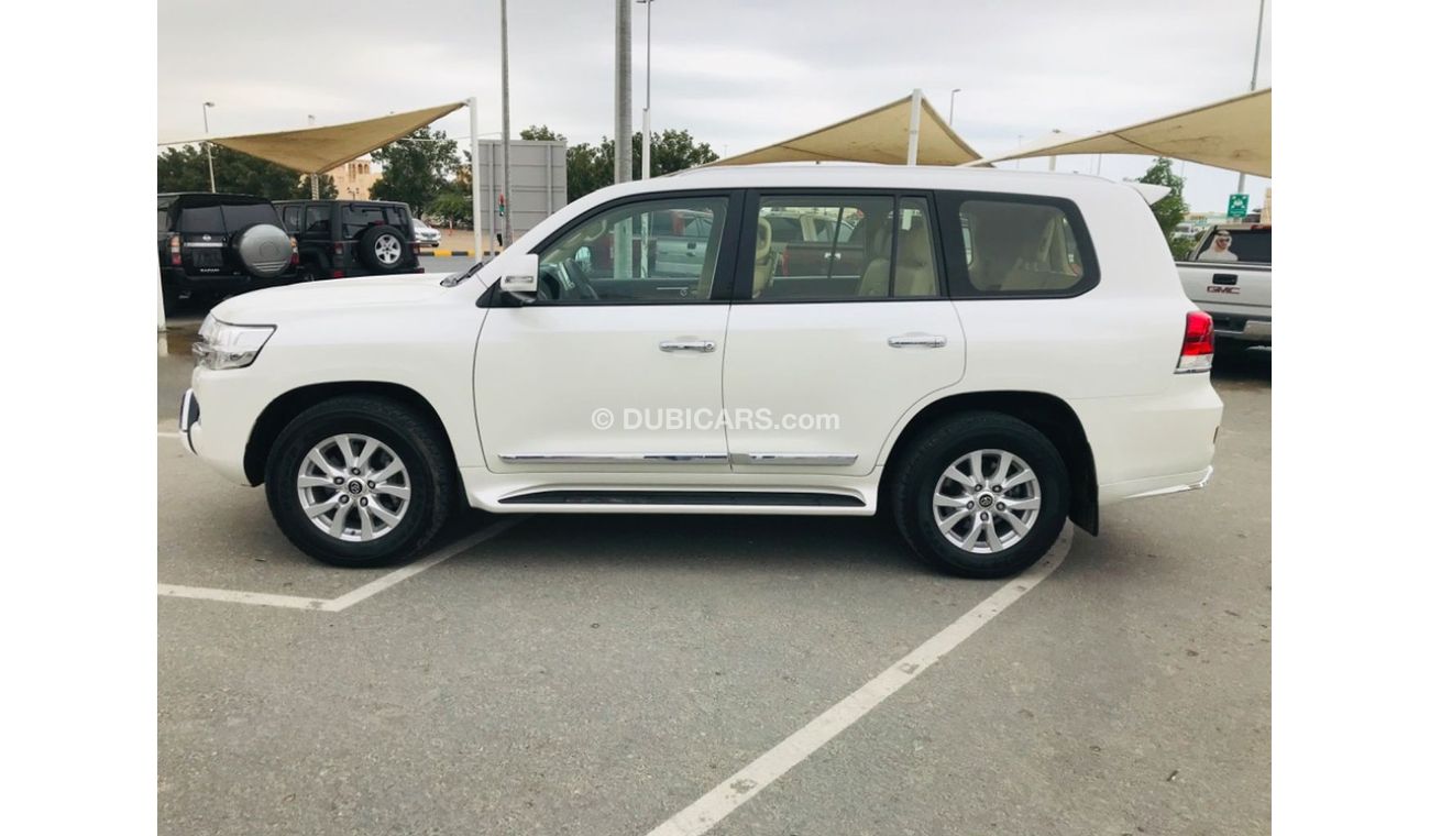 Toyota Land Cruiser GXRV6