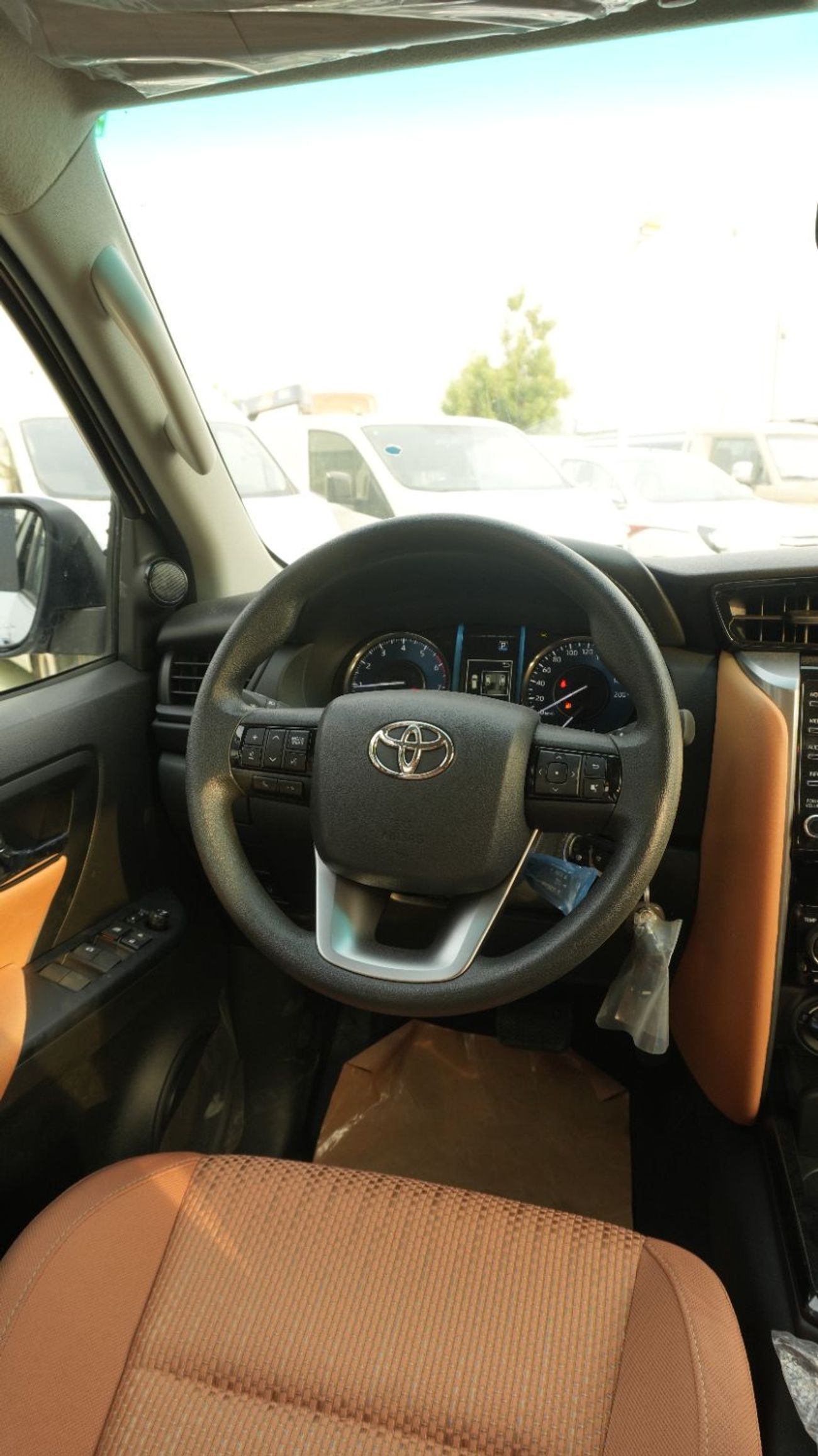 Toyota Fortuner Toyota Fortuner - SR5 Plus 2.7 L - GCC - 2025