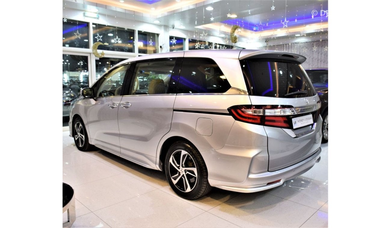 هوندا أوديسي FULL SERVICE HISTORY! ONLY 68,000KM! Honda Odyssey 2016 Model!! in Silver Color! GCC Specs