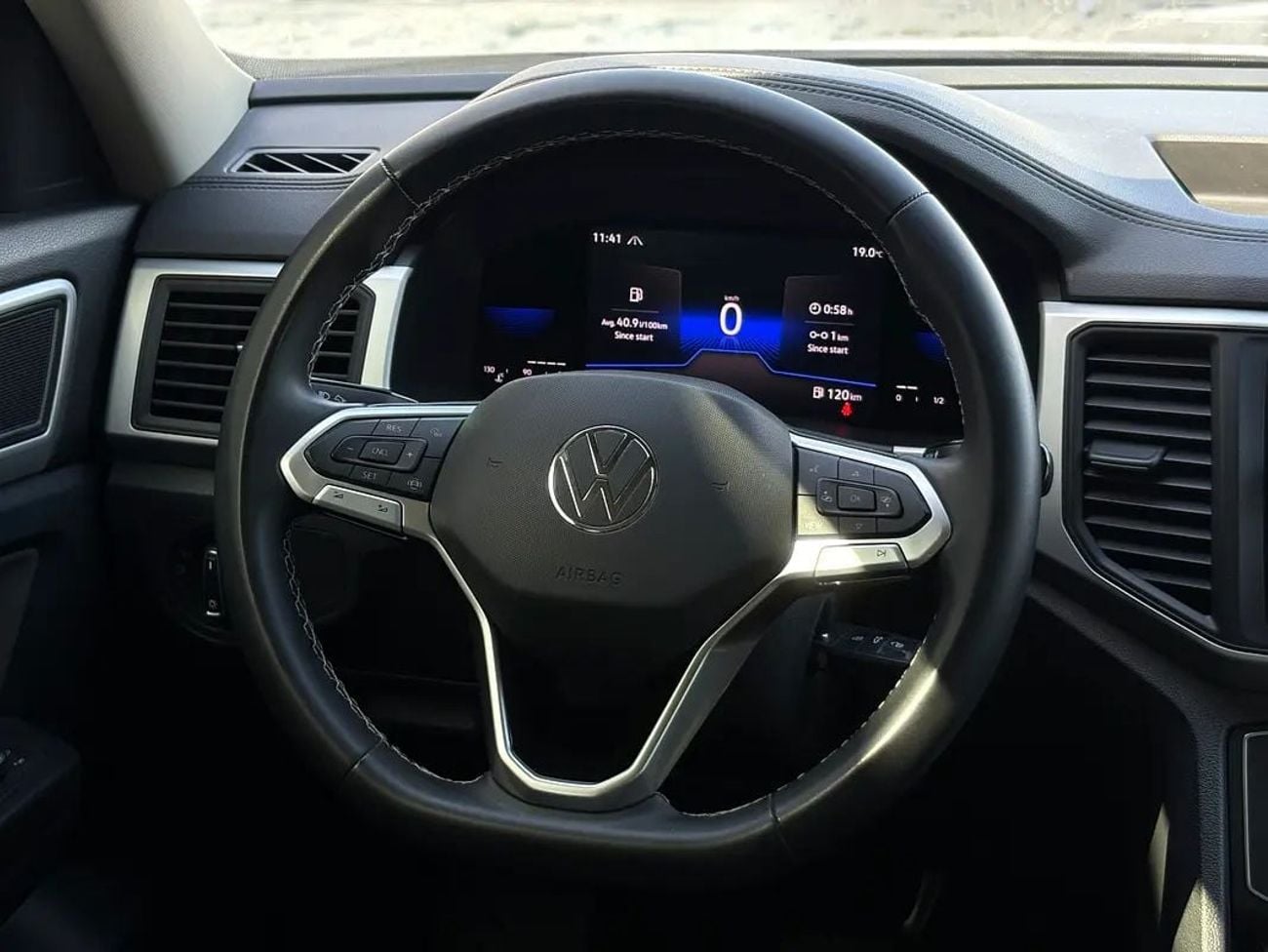 فولكس واجن تيرامونت HIGHLINE  !! EID SALE !! 1 YEAR FREE WARRANTY !!  AED 1,040 P.M | 0% DOWN PAYMENT | VW TERAMONT 3.6L
