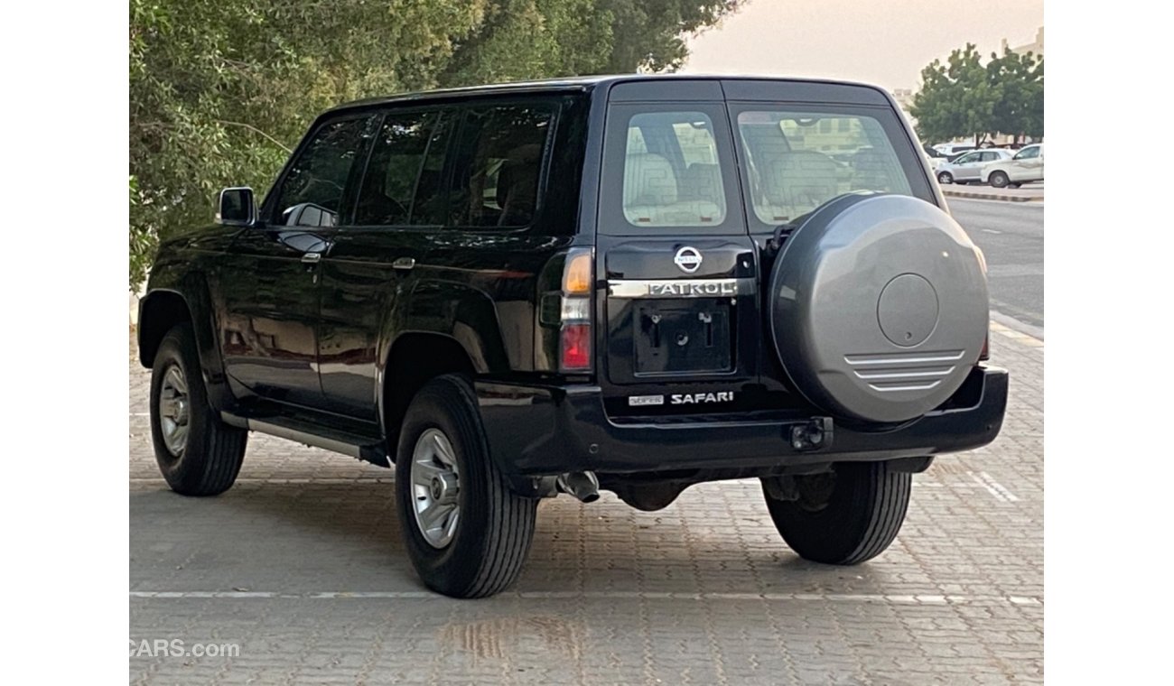 Nissan Patrol Safari