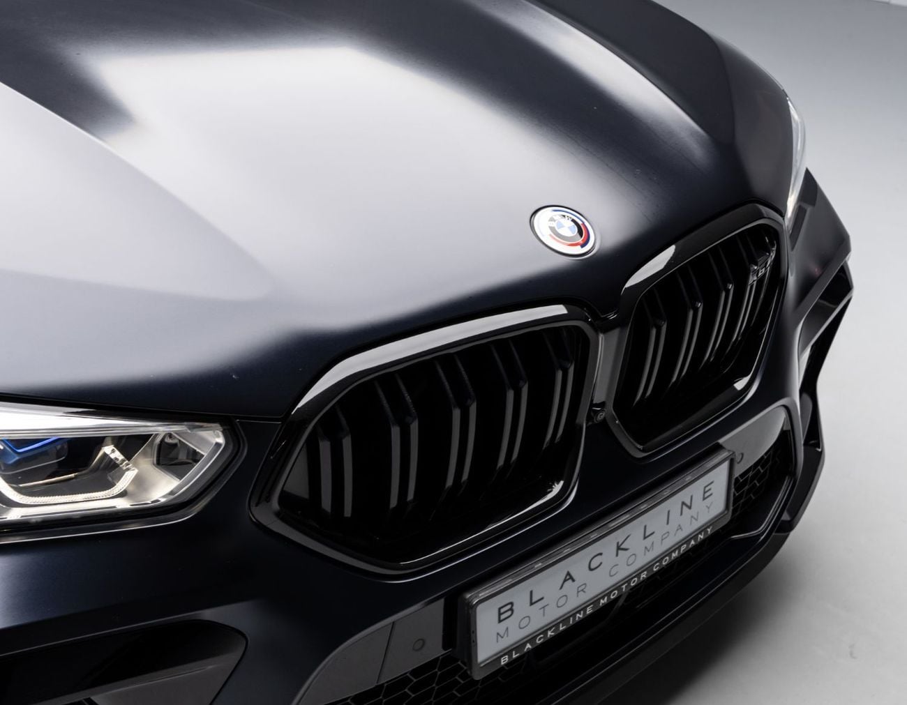 BMW X6 M STD BUY NOW, PAY 2027 | THE BLACKLINE STANDARD | BMW Warranty + Service, GCC, Low KMs