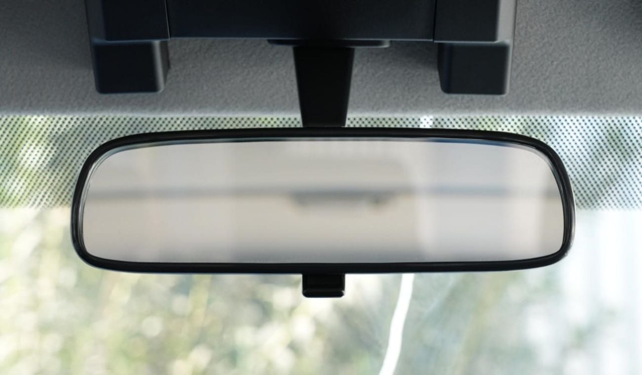 Toyota Land Cruiser 70 Std 4.0L 4WD Std 4.2L 4WD 5 doors