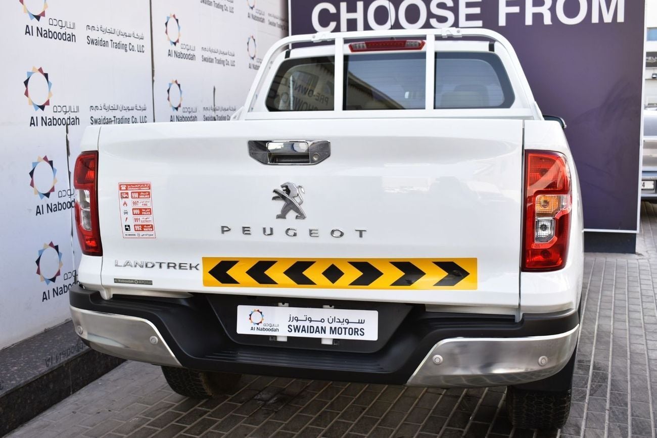 بيجو لاندترك 2.4L MT 4WD Pickup with 100,000 KM Warranty