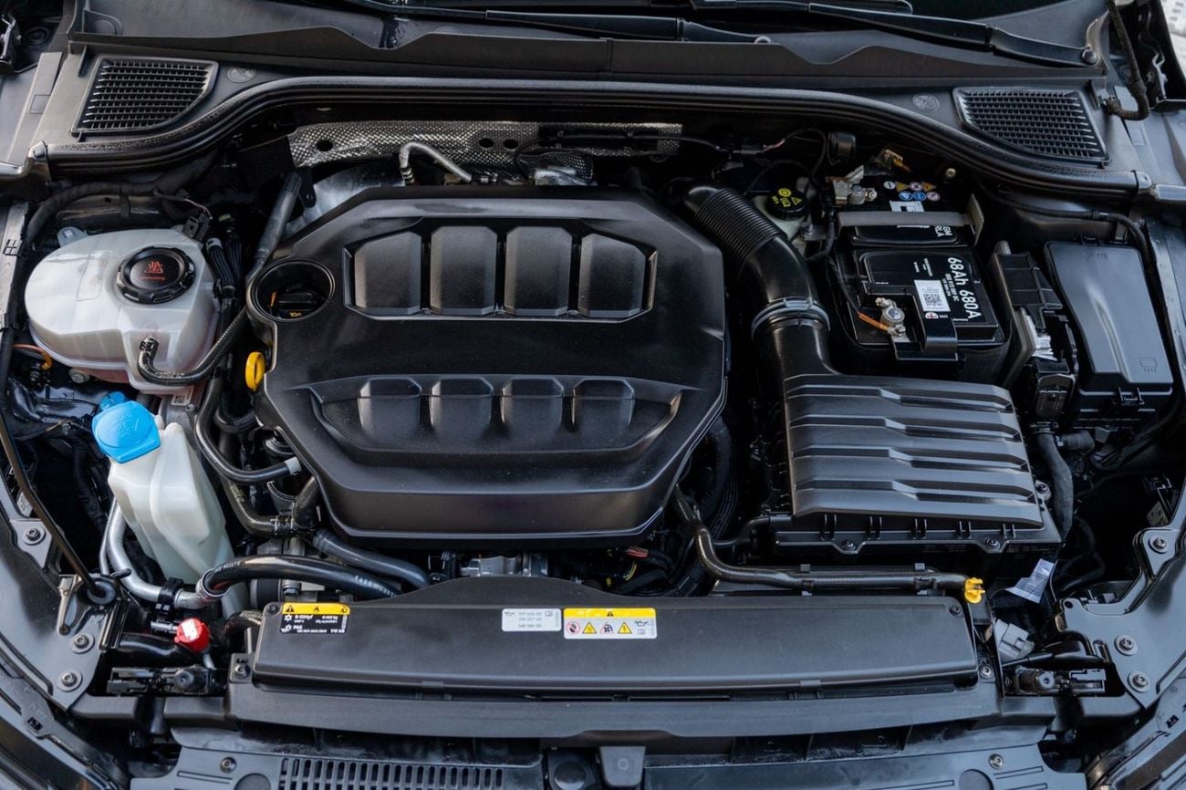 Volkswagen Golf R Line