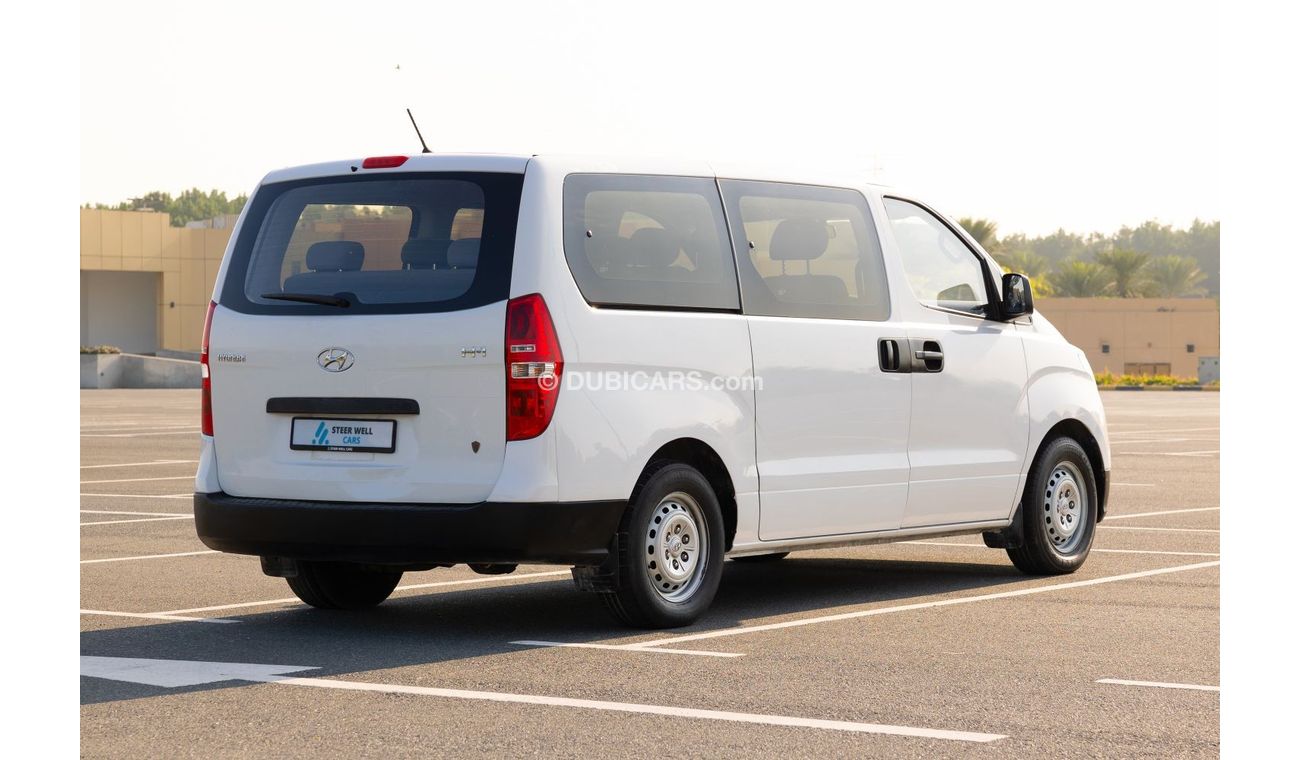 هيونداي H-1 Std 2019 12 Executive Seats Fully Automatic - 2.4L, 4cyl Petrol A/T | GCC Specs | Book Now