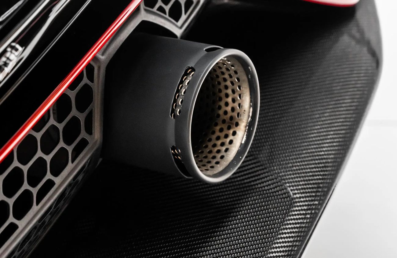 لامبورغيني أفينتادور 6.5L V12 Naturally Aspirated Engine