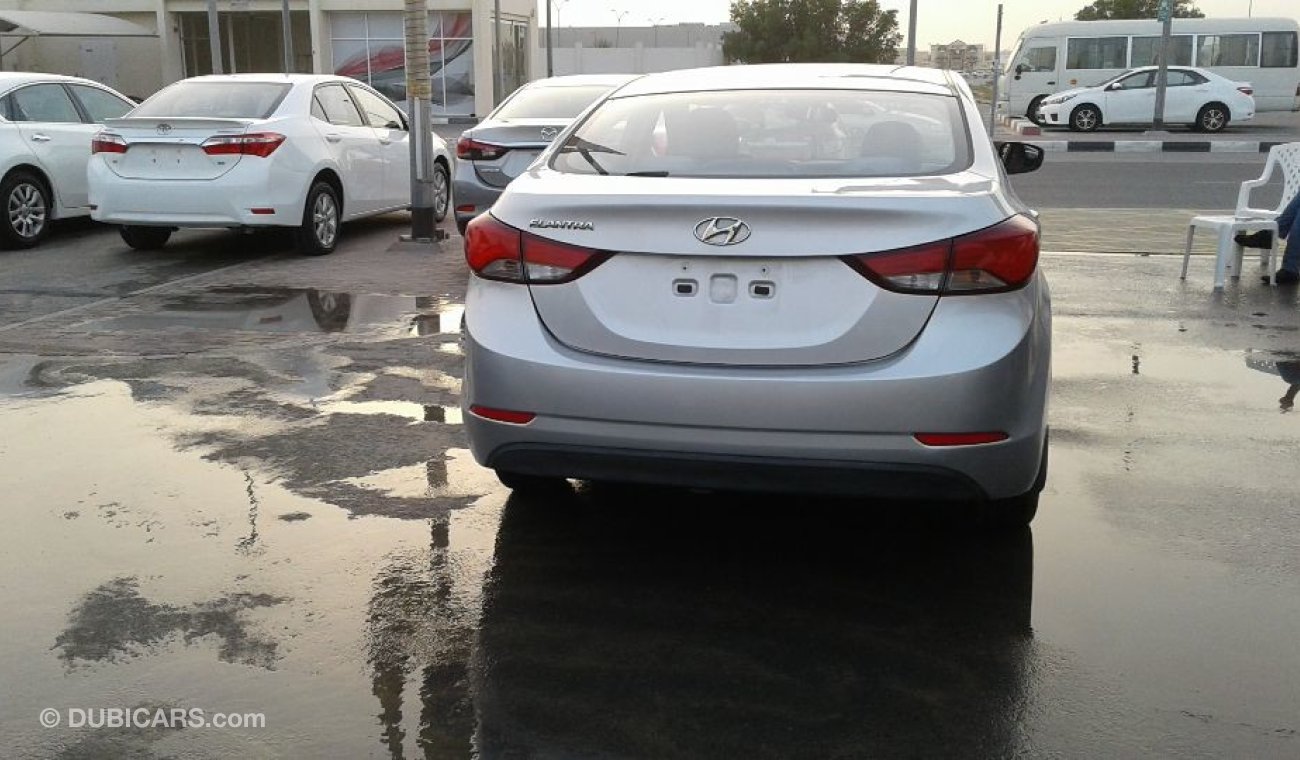 Hyundai Elantra