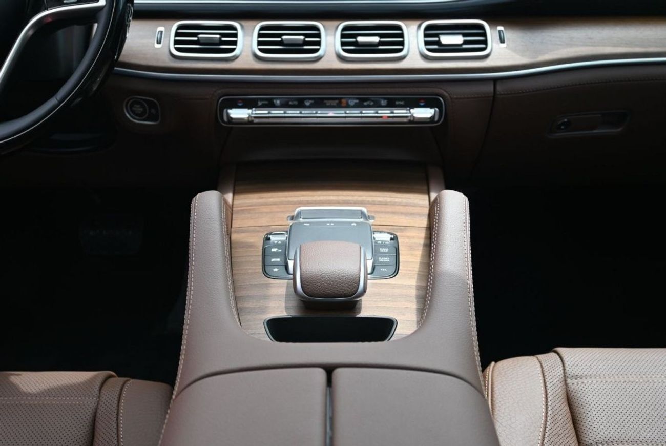 Mercedes-Benz GLE 450 Mercedes-Benz GLE 450 4MATIC 3.0L SUV AWD 5Doors Model 2024, Color White