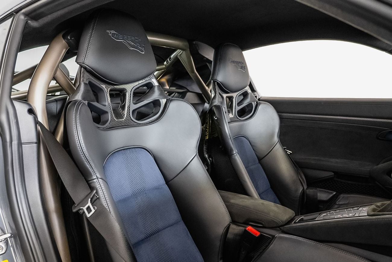 بورش كايمان 718 GT4 RS 4.0L (493 HP) A/T