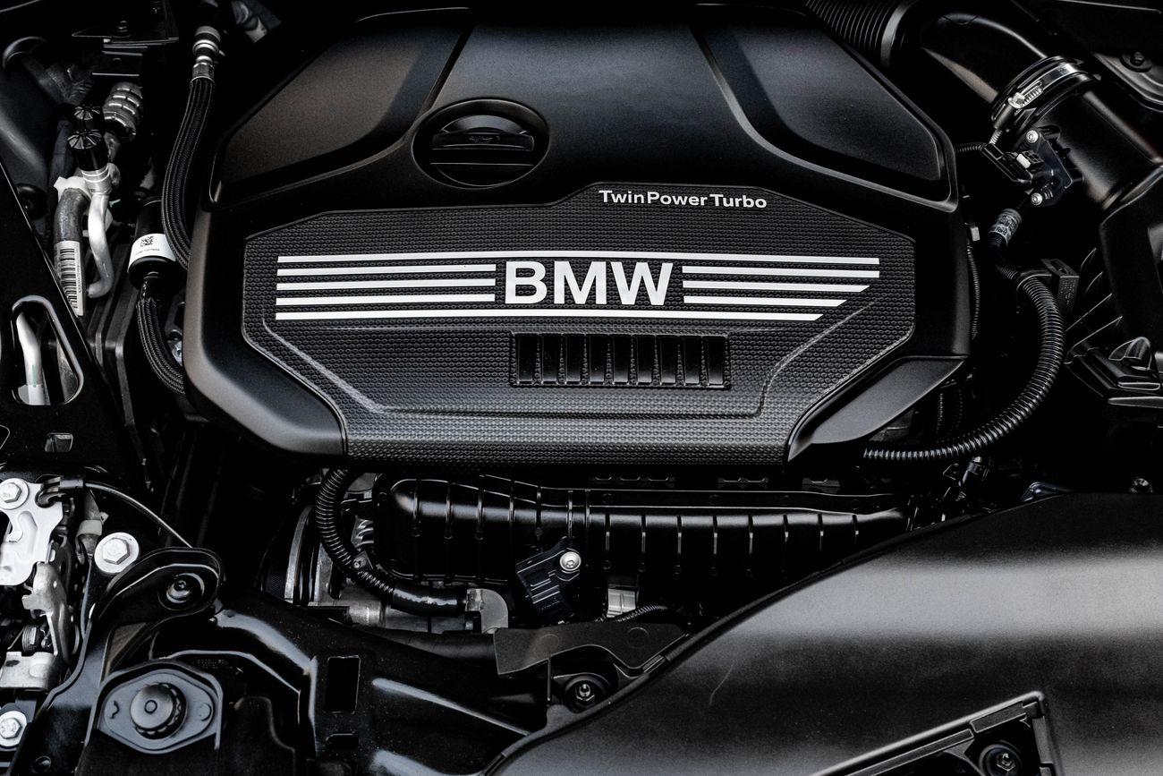 BMW 218i 218i | 1,782 P.M | 0% Downpayment | ONE OWNER | AGENCY WARRANTY+SERVICE!