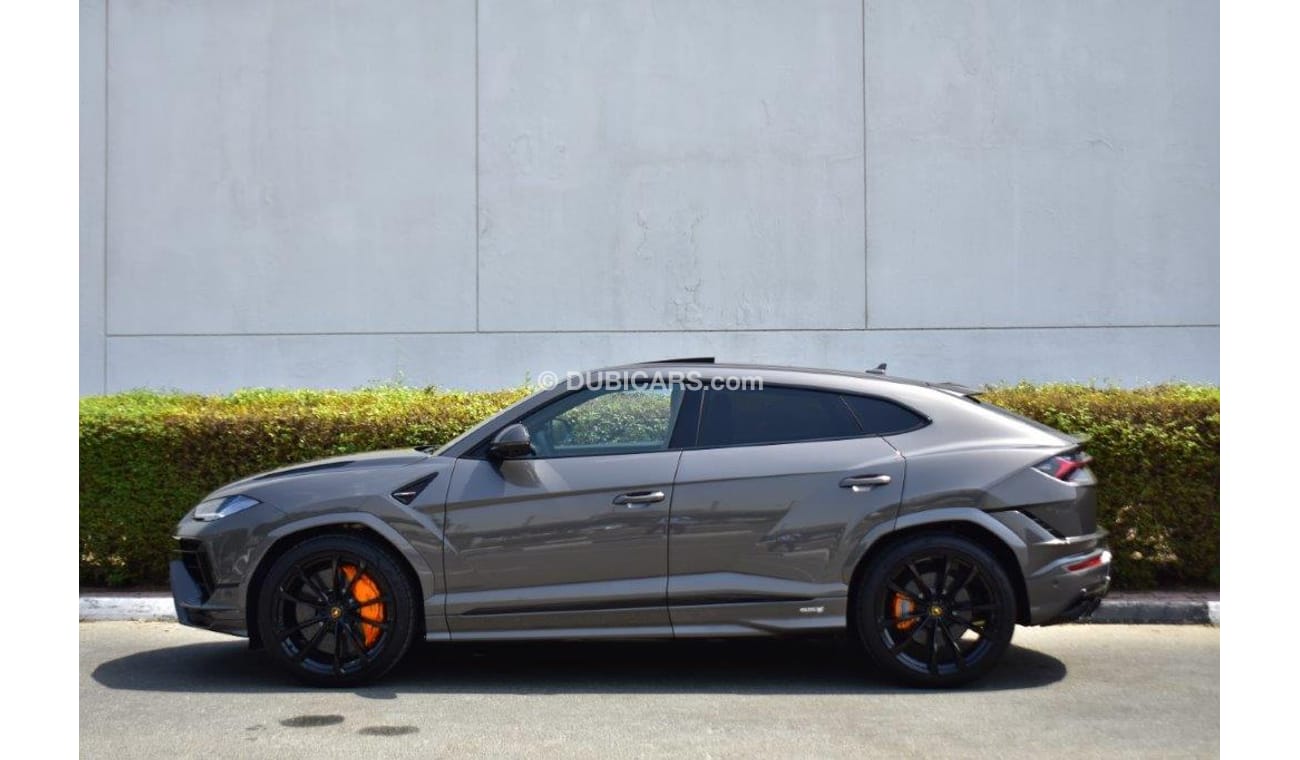 Lamborghini Urus V8 666 HP