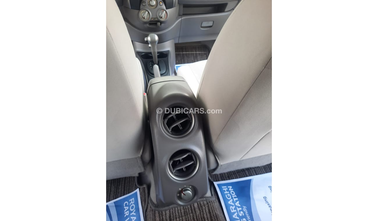 نيسان صني 2013 model