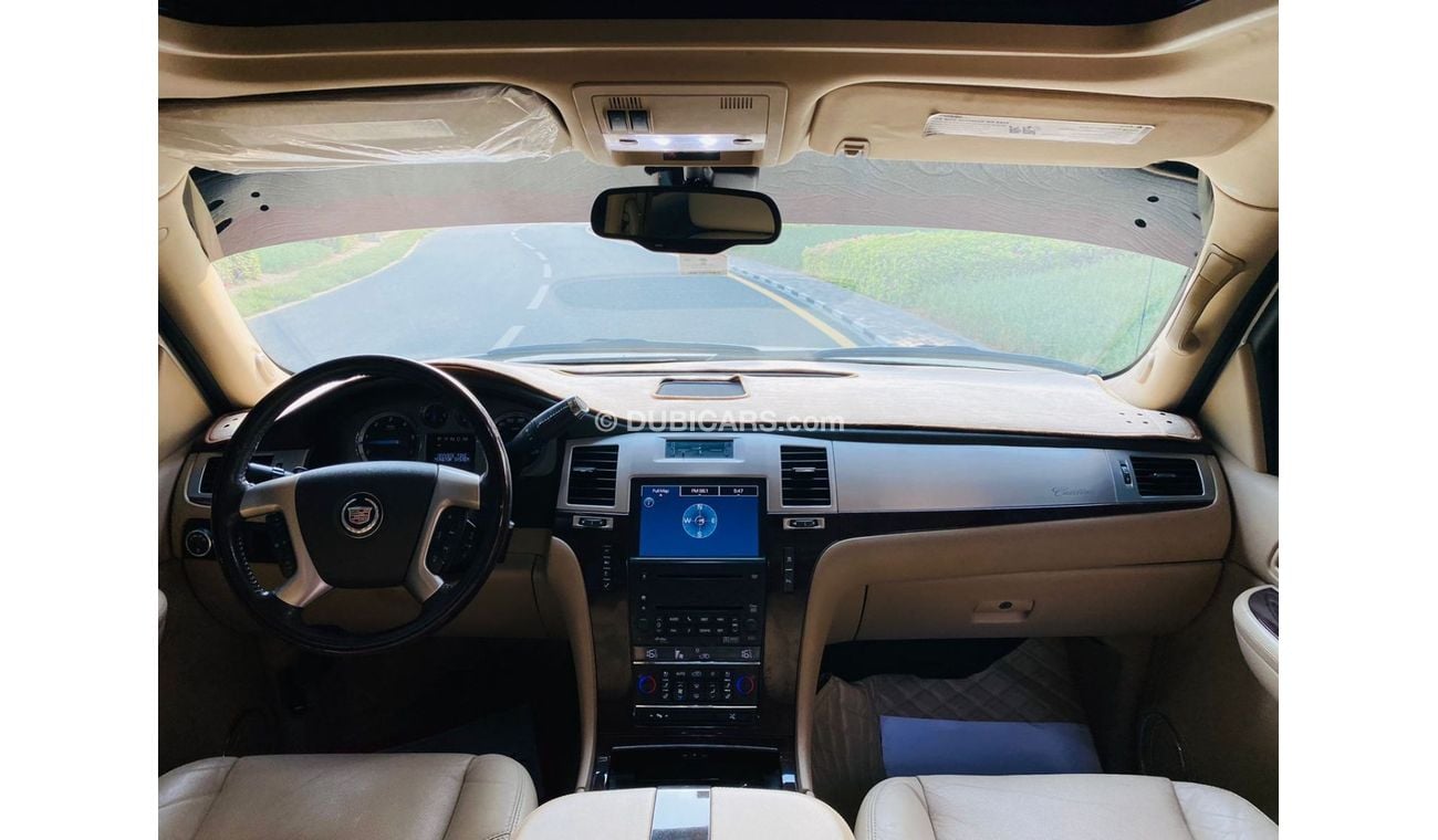 كاديلاك إسكالاد كاديلاك اسكالد 2009 بيك اب خليجي فل ابشن بحاله ممتازه