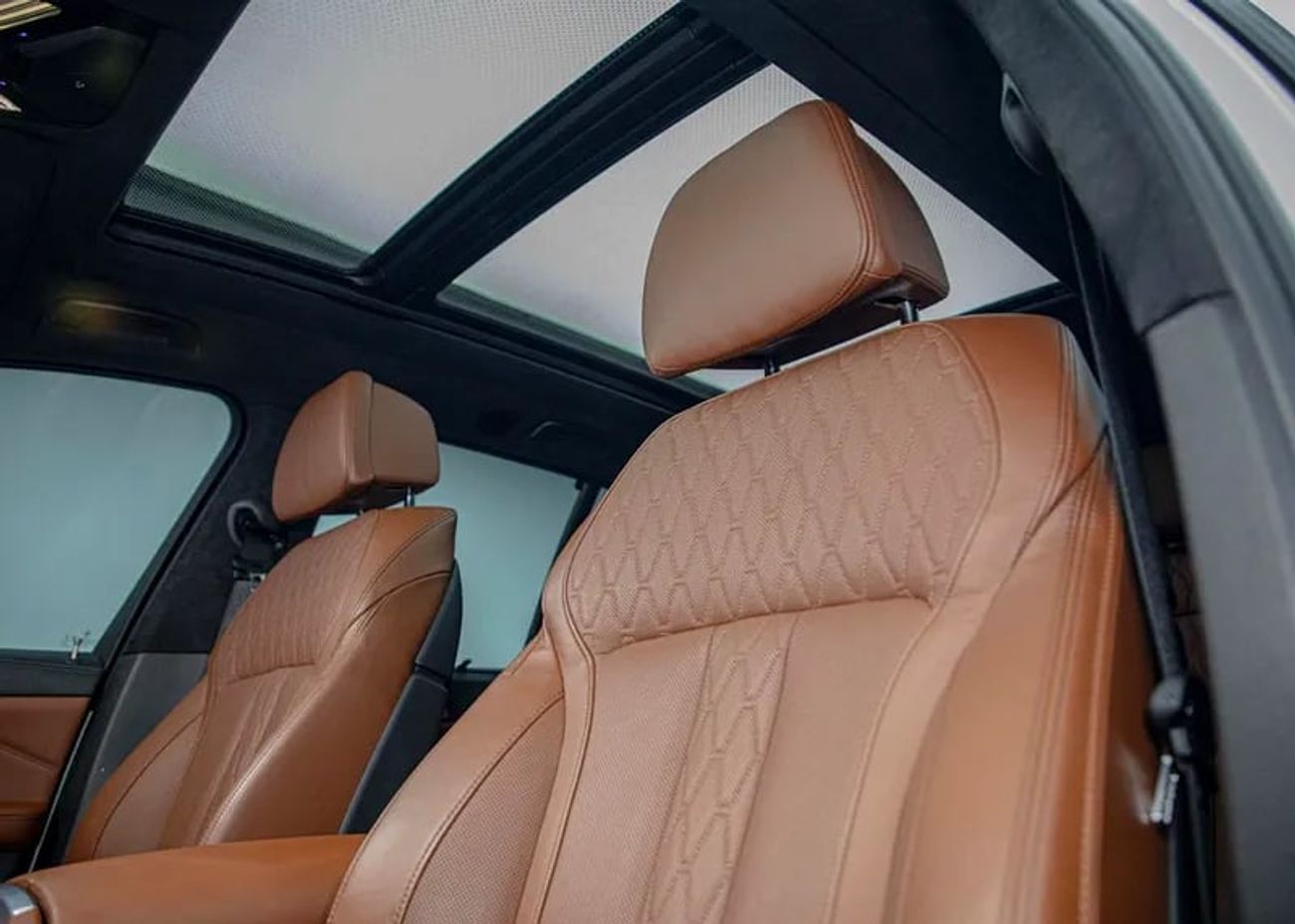 بي أم دبليو X5 M50i 4.4L