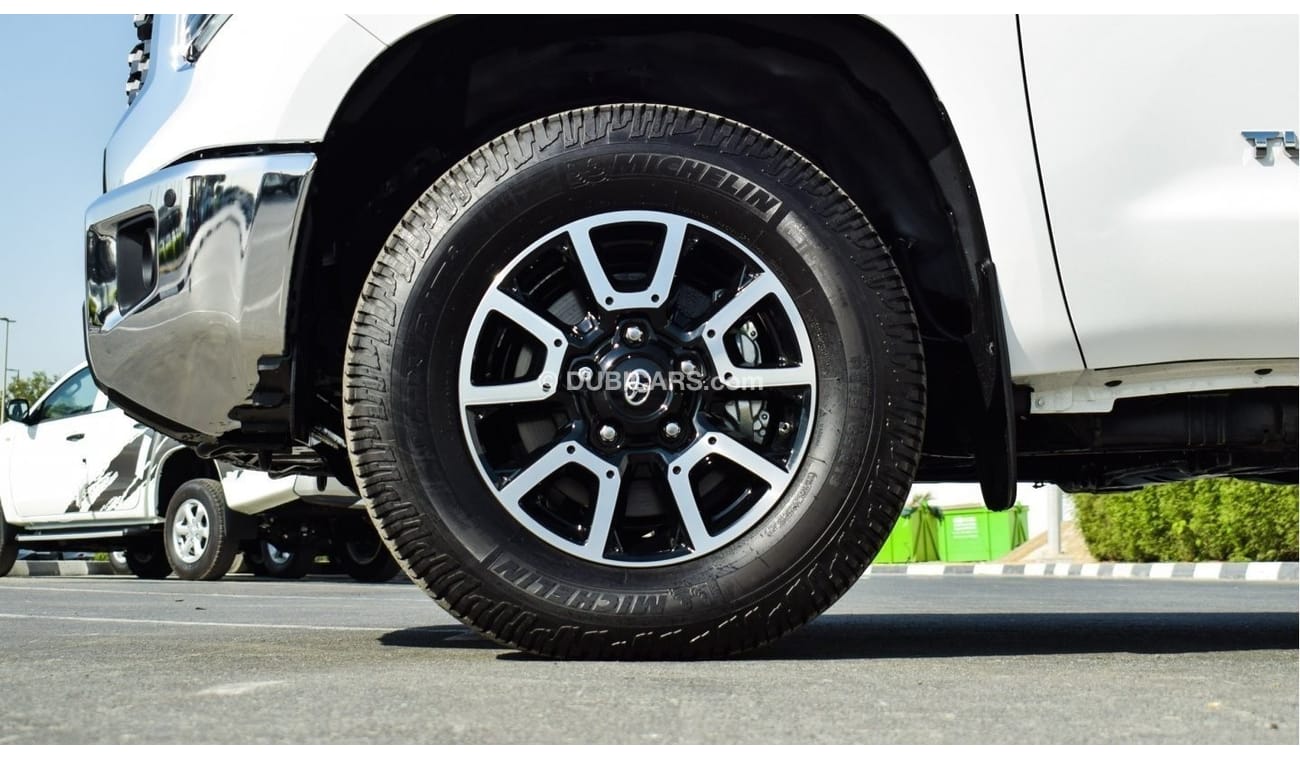 Toyota Tundra TRD 4X4 OFF ROAD