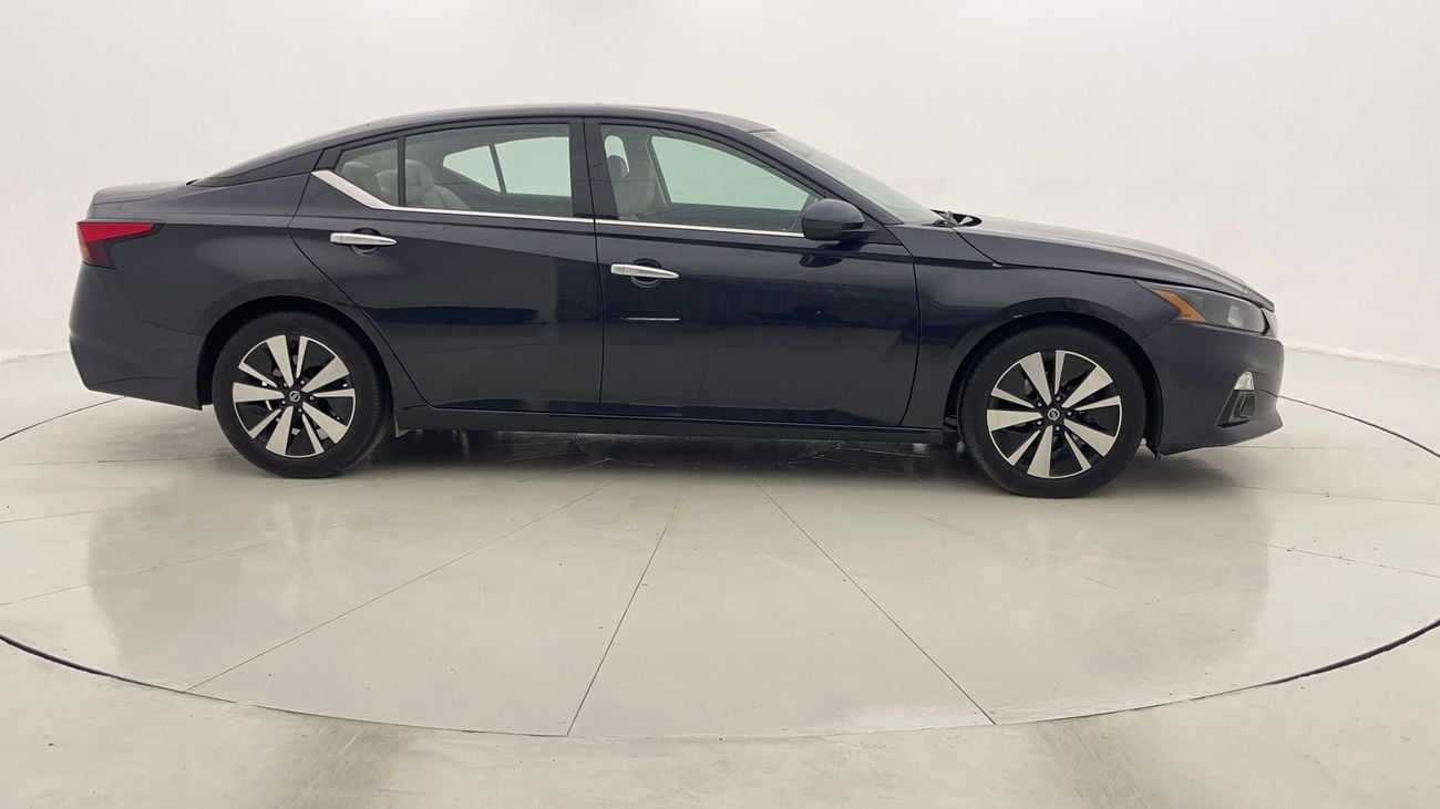 نيسان ألتيما SV 2.5 | بدون دفعة مقدمة | اختبار القيادة في المنزل