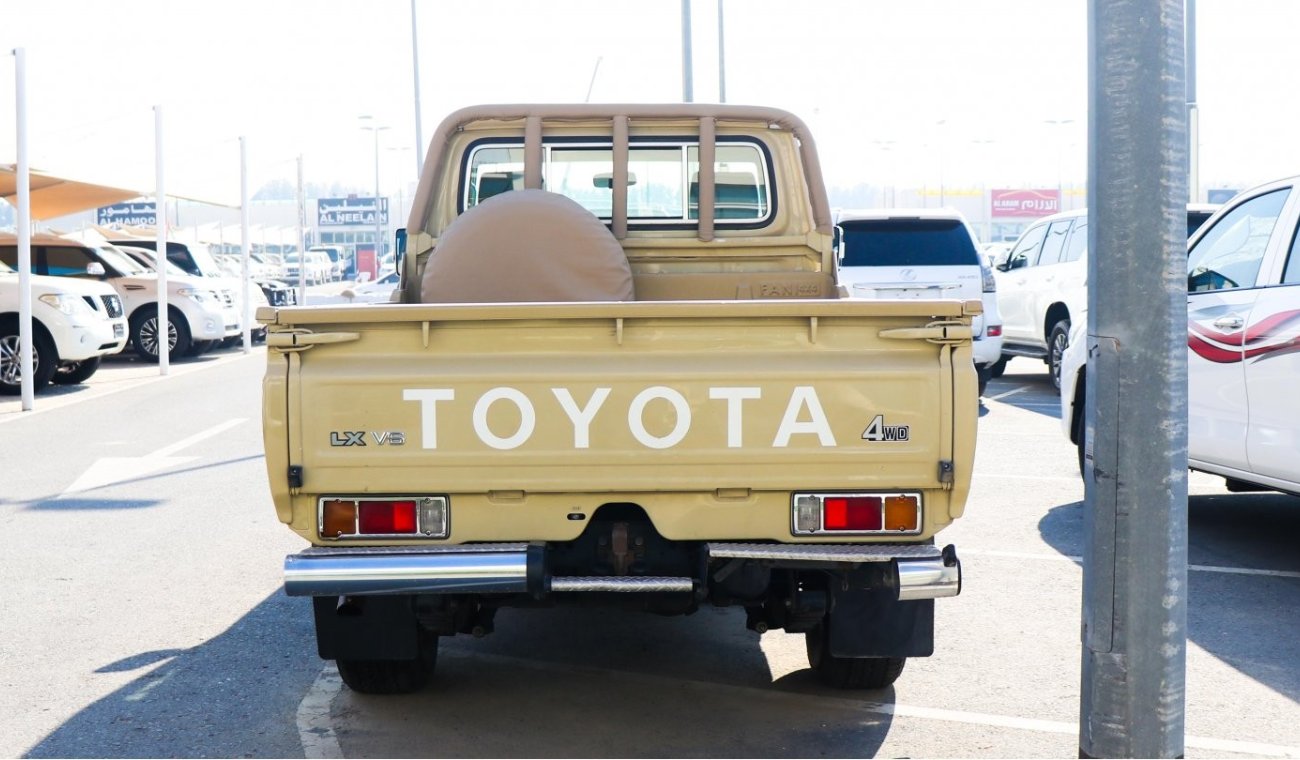 Toyota Land Cruiser Pick Up Lx V6