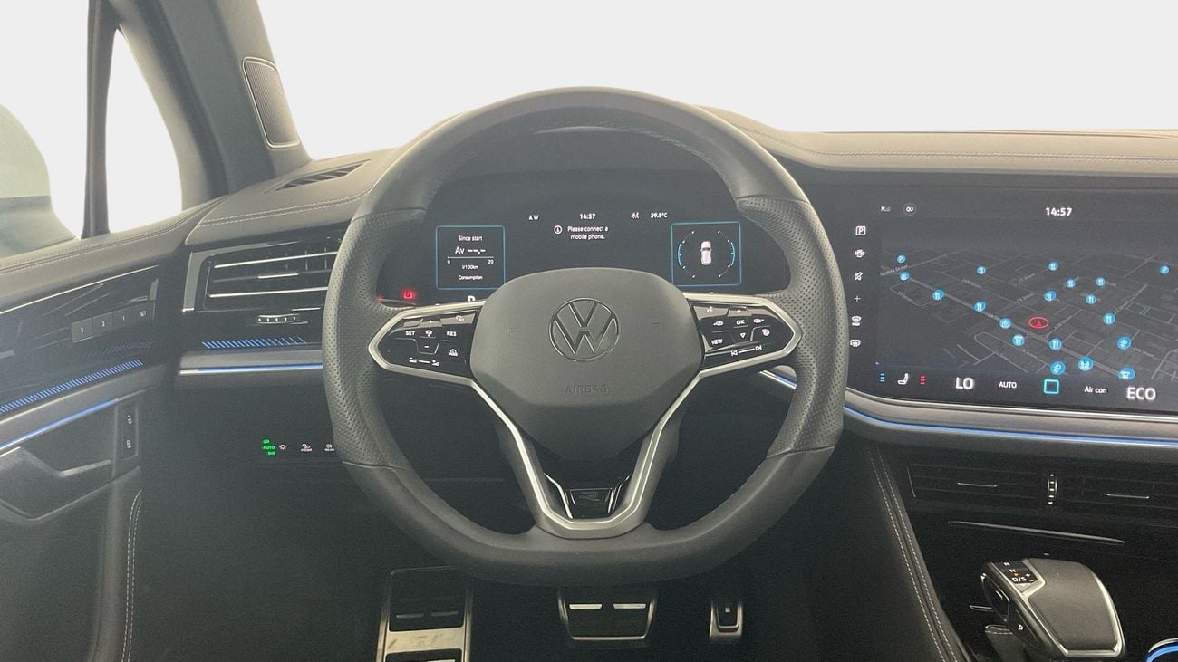 Volkswagen Touareg 3.0 V6 TFSI R-LINE 4WD AUTO | Guaranteed Warranty | 0 Down Payment