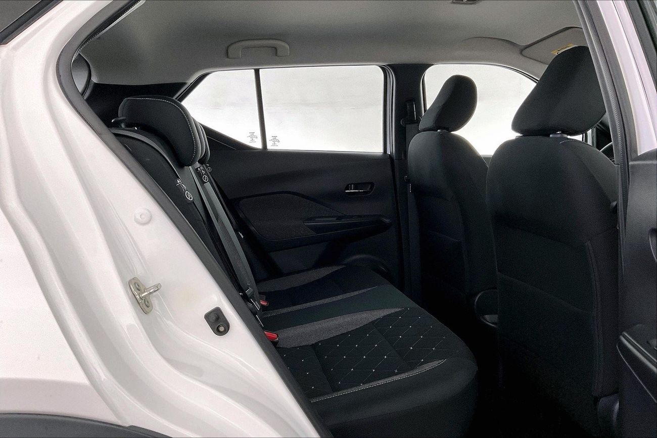 Nissan Kicks SV+NAV | 1 year free warranty | 0 Down Payment