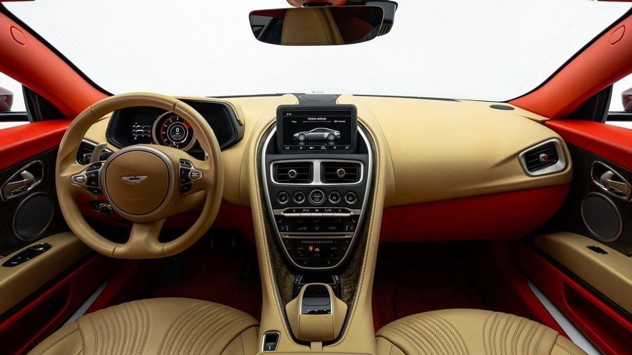 أستون مارتن DB11 V12 - Q Exclusive - 2018 - GCC