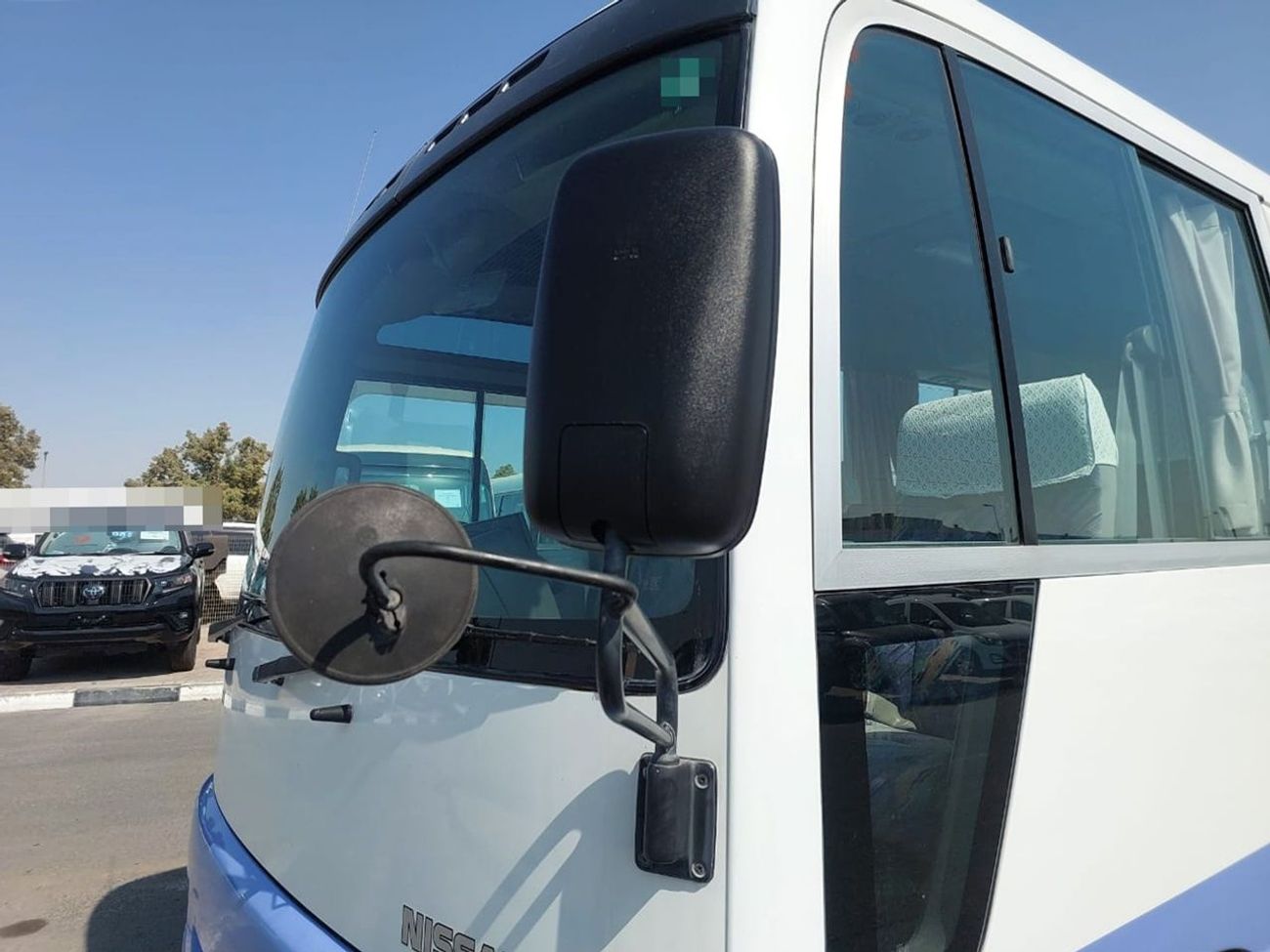 نيسان سيفيليان NISSAN CIVILIAN BUS RHD 2000 MODEL 4.2 L DIESEL AUTOMATIC(PM01364)