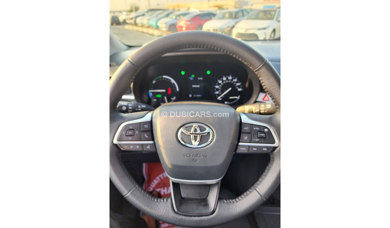 Toyota Sienna TOYOTA SIENNA HYBRID  FULL OPTION 2021 MODEL