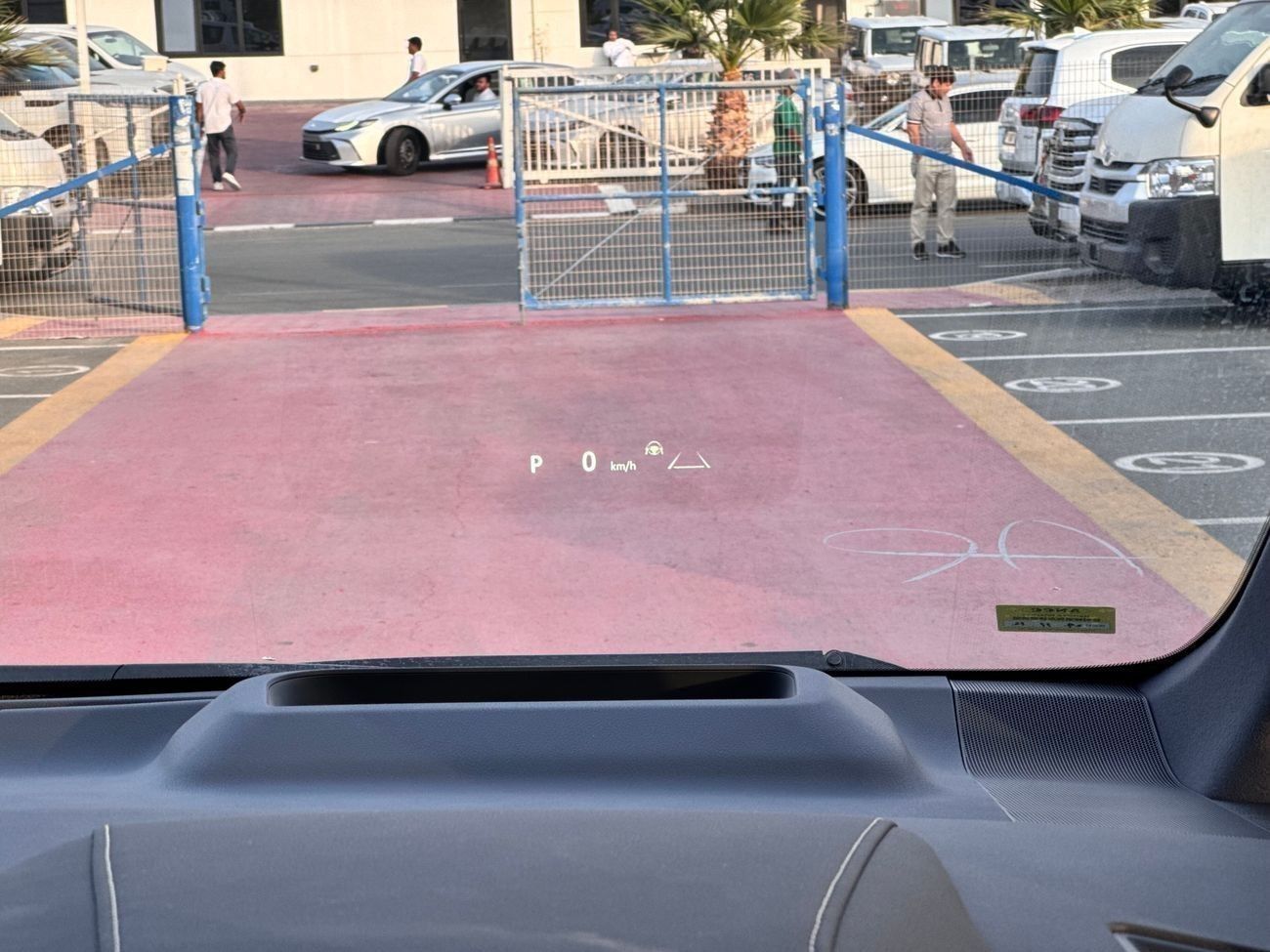 تويوتا ألفارد 2.5L PETROL 2024 BRAND NEW 0Km