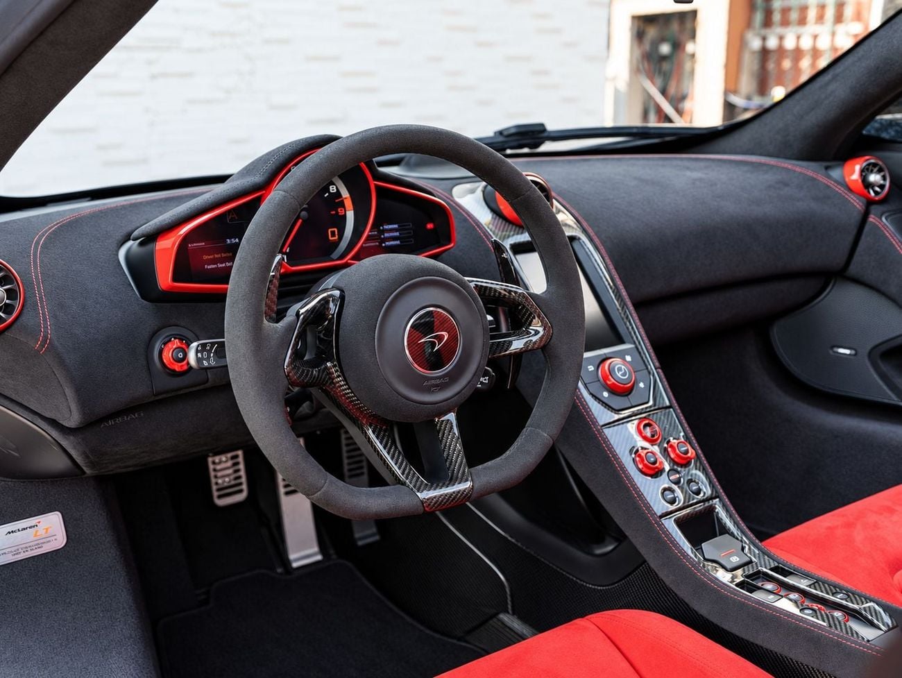 McLaren 675LT COUPE