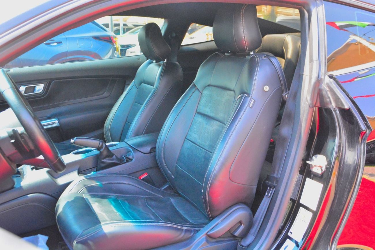 Ford Mustang GT PREMIUM