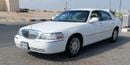 لينكولن تاون كار very clean car