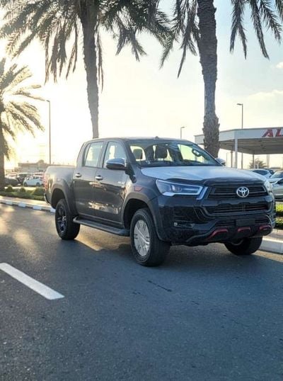 تويوتا هيلوكس SR5 4.0L V6 PETROL, DOUBLE CAB, 4WD, PUSH START, AUTOMATIC, MONITOR, MODEL 2024