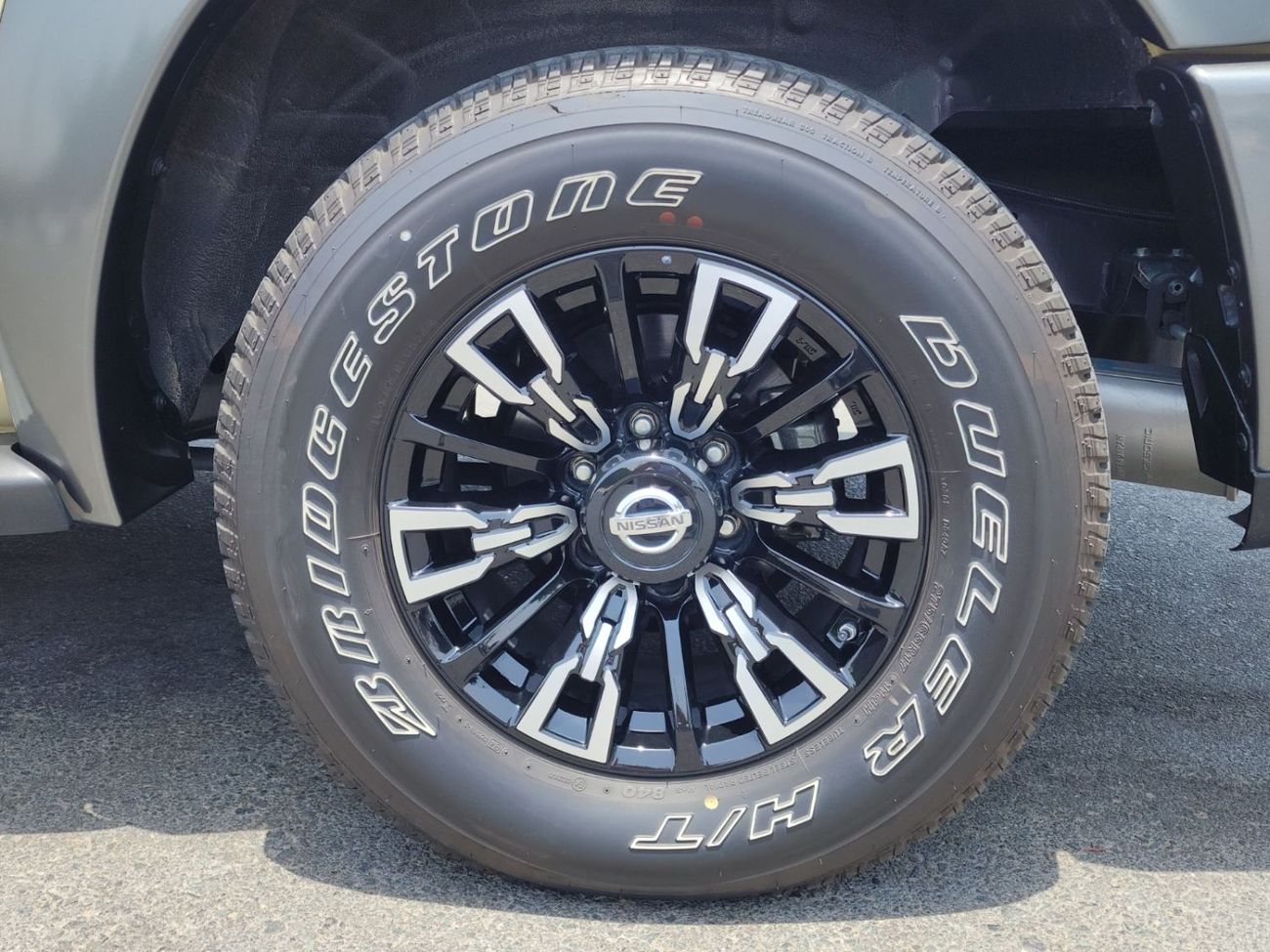 Nissan Patrol Super Safari 2-Doors | Automatic | Slightly Used | Under Official Dealer Warranty | Full Option