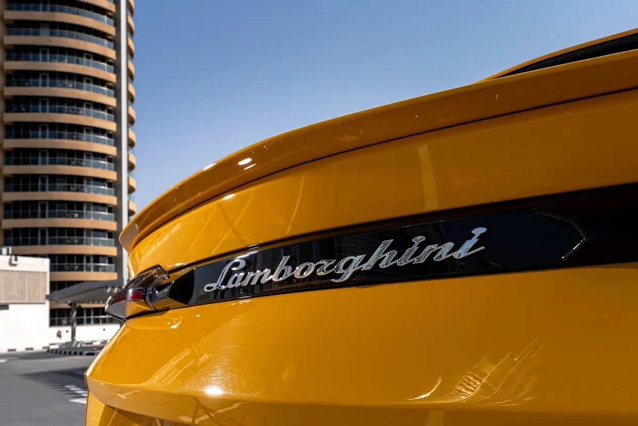 لامبورغيني اوروس 4.0T V8 Performante 30319 Per Month