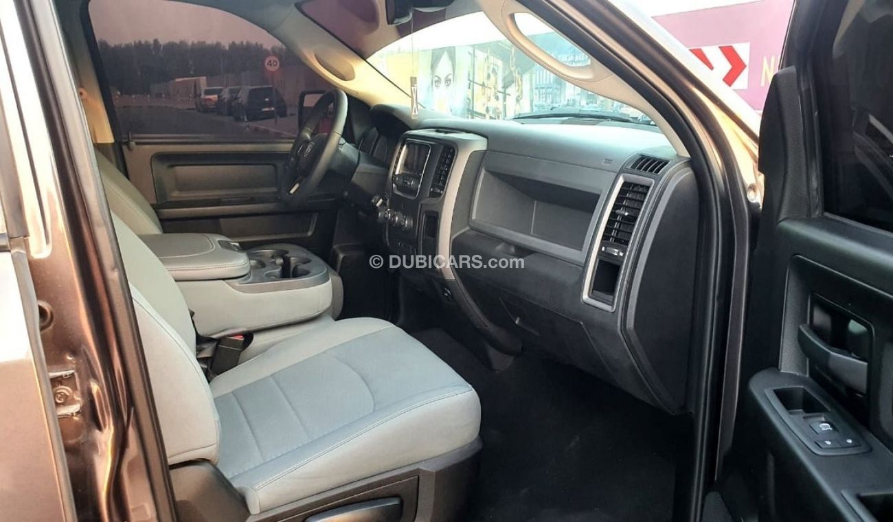 رام 1500 دوج رام 1500 كلاسك اكسبريس هيمي  v8 5.7L