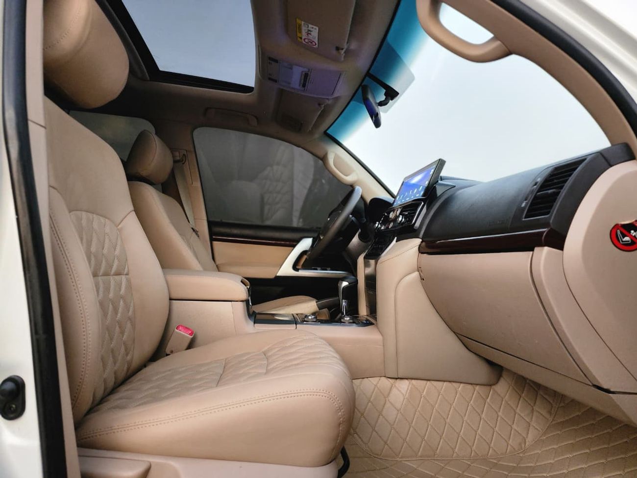 Toyota Land Cruiser GXR V8 MODEL 2014 UPGRADE 2024