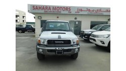 Toyota Land Cruiser Pick Up 79 SC Pickup V8 4.5L TD Limited 4WD MT(Only on Sahara Motors)