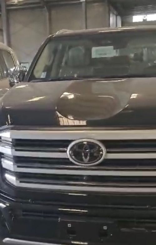 Toyota Land Cruiser VXR