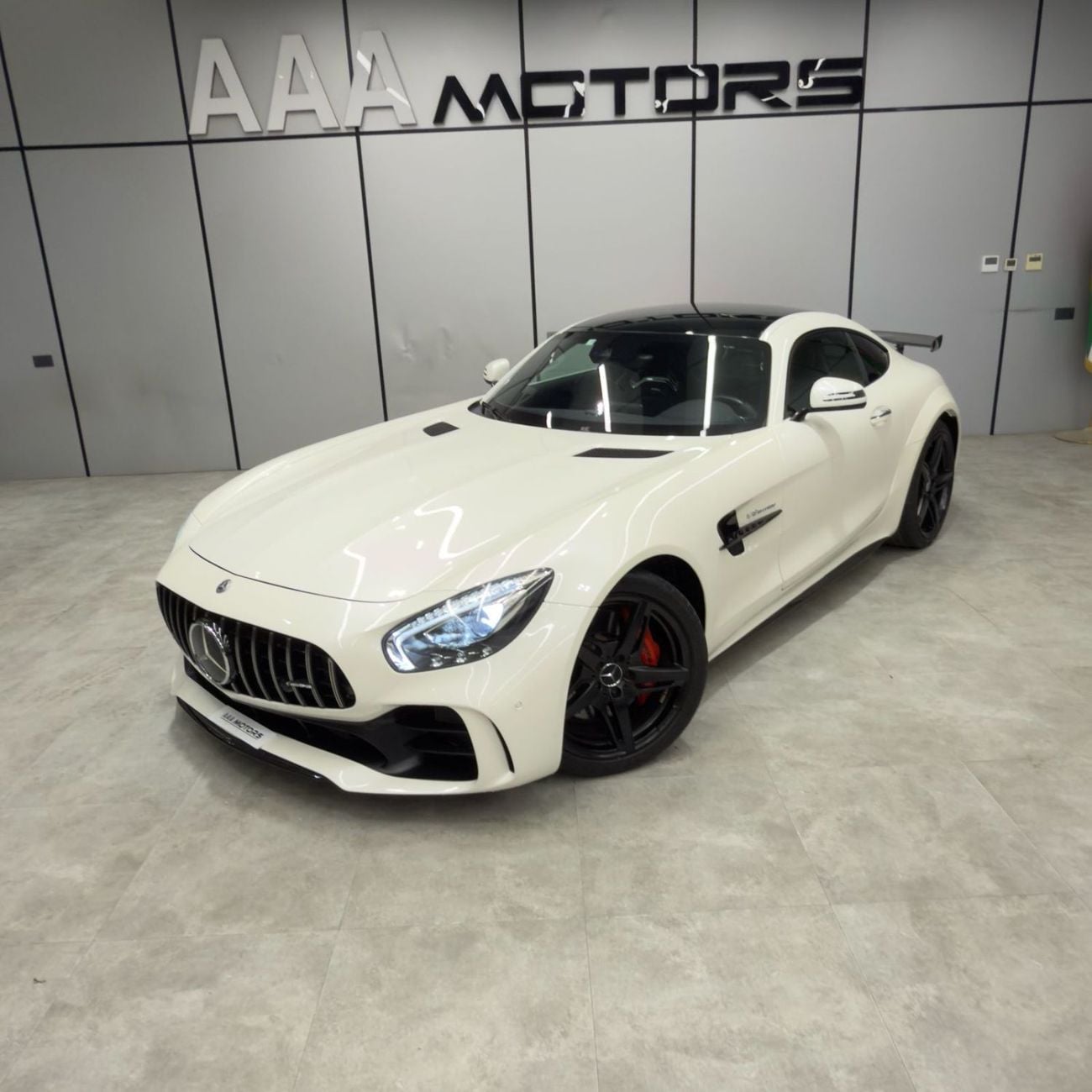 Mercedes-Benz AMG GT S Japan Specs | No Accidents | Low Mileage
