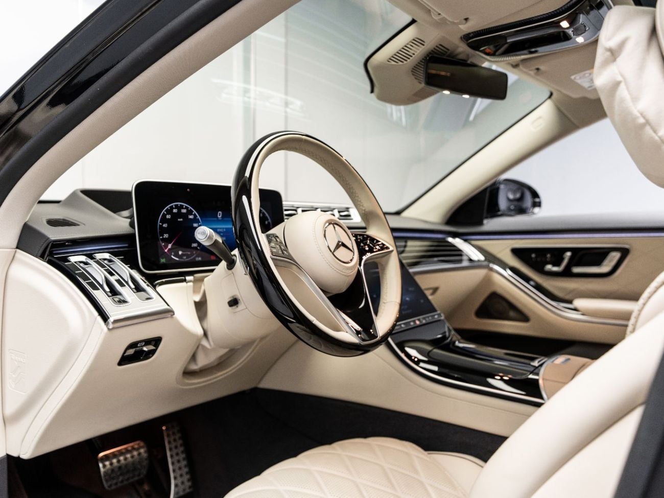 مرسيدس بنز S 500 2024 Mercedes S Class 500, 442bhp, 3.0L TC I6, 9 Speed Auto