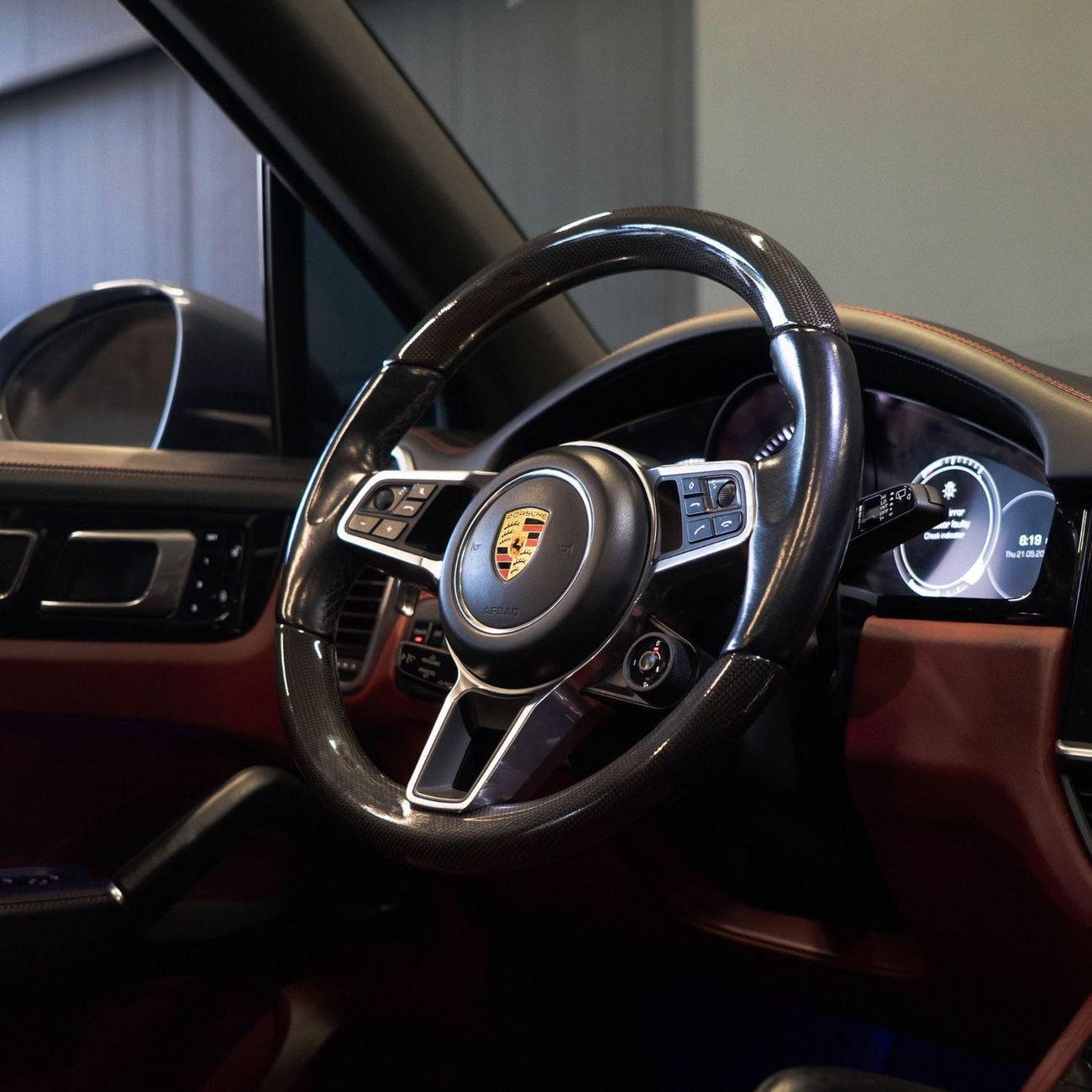 Porsche Cayenne AED 2,586 P.M • 0% Downpayment • Porsche Cayenne S • 1 Year Warranty